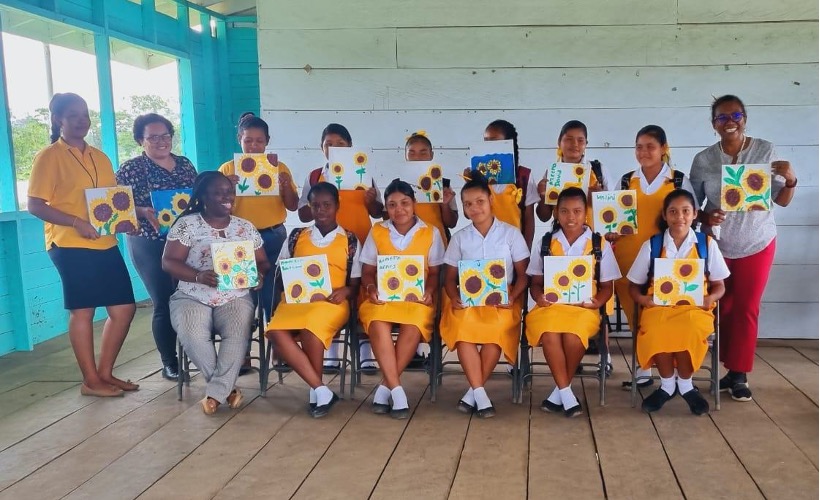 Initial workshops with Indigenous girls in Region 1